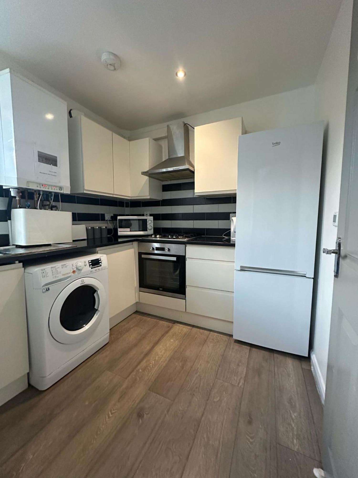 "Euston Comfort" 3 Bedroom Flat In Kings Cross, St Pancras!!!!118B London Exterior photo